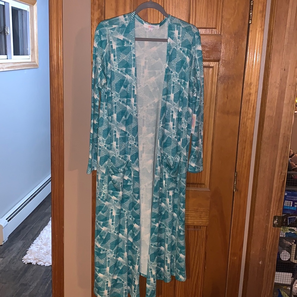 LuLaRoe Sarah large